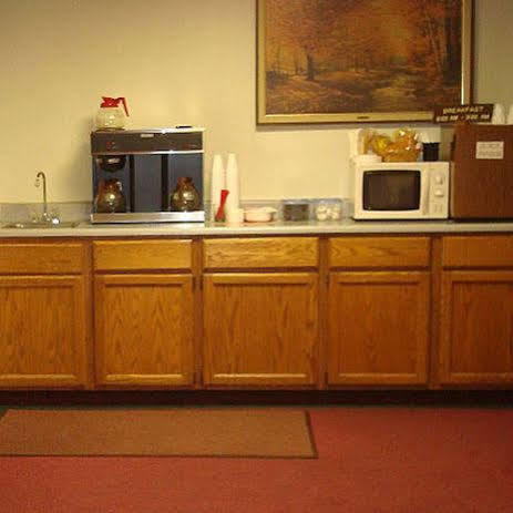 Anderson Chesterfield Travel Inn Daleville Экстерьер фото